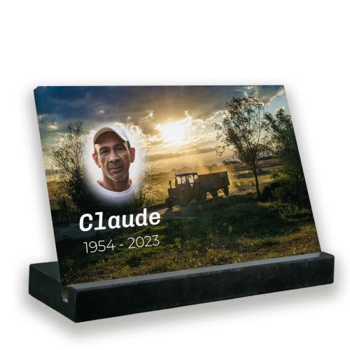 Plaque funéraire photo thème agriculteur avec support socle en granit noir